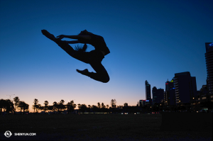 Silhouetten in Australië. Gefotografeerde is danseres Stephanie Guo. (foto door danseres Daniella Wollensak)