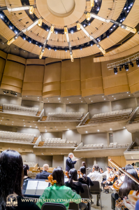 Van Boston naar Roy Thompson Hall in Toronto.