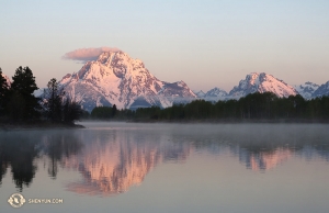 Zonsopgang bij Oxbow Bend, Grand Teton National Park. Symbolisch voor het einde van een vakantie, wat weer een dageraad markeert voor een nieuw seizoen. (Foto door Kexin Li)