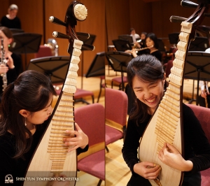 Yuru Chen brengt qualitytime door met haar pipa in de Yuanlin Performance Hall in Changhua, Taiwan.